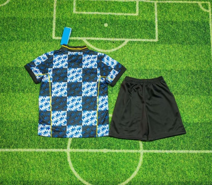 25-26 Man Utd Special Edition Kids Training