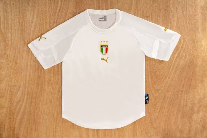 2004 Italy Away Retro Soccer Jersey