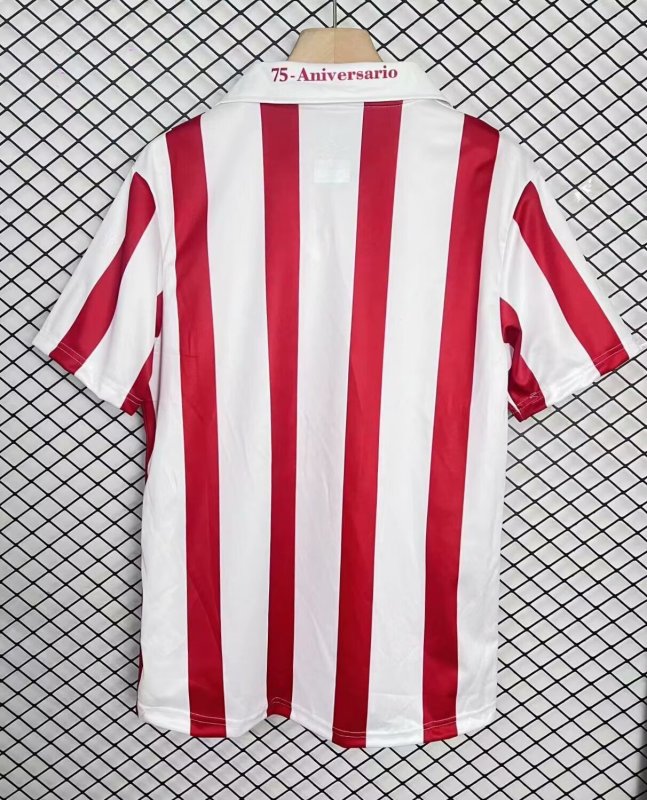 2005-2006 Granada 75th Anniversary Retro Soccer Jersey (带章)