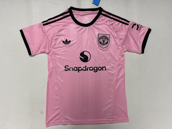 25-26 Man Utd Pink Goalkeeper Fans Soccer Jersey