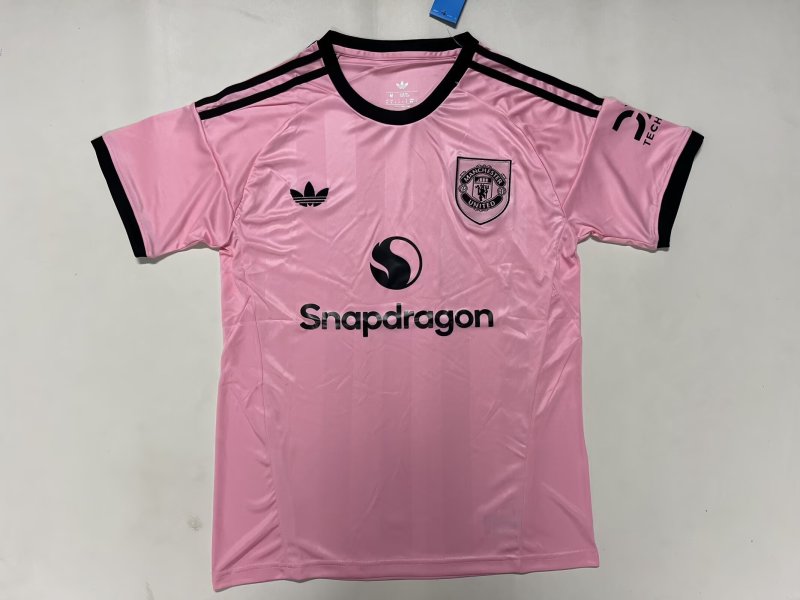 25-26 Man Utd Pink Goalkeeper Fans Soccer Jersey