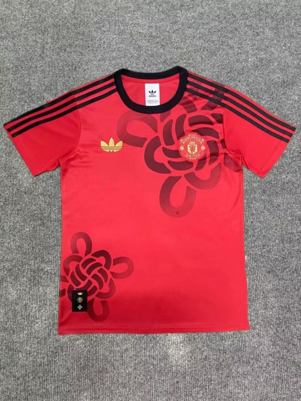 25-26 Man Utd Red Special Edition Fans Training shirts*中国结