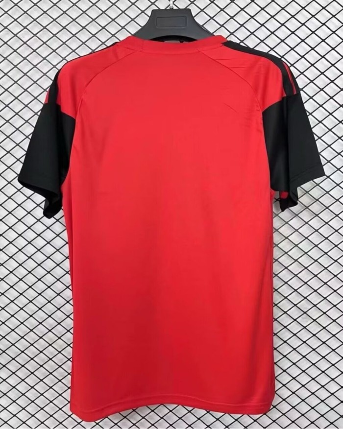 26-27 Colo-Colo Red Training shirts