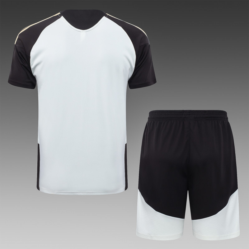 26-27 Flamengo Beige Training Short Suit