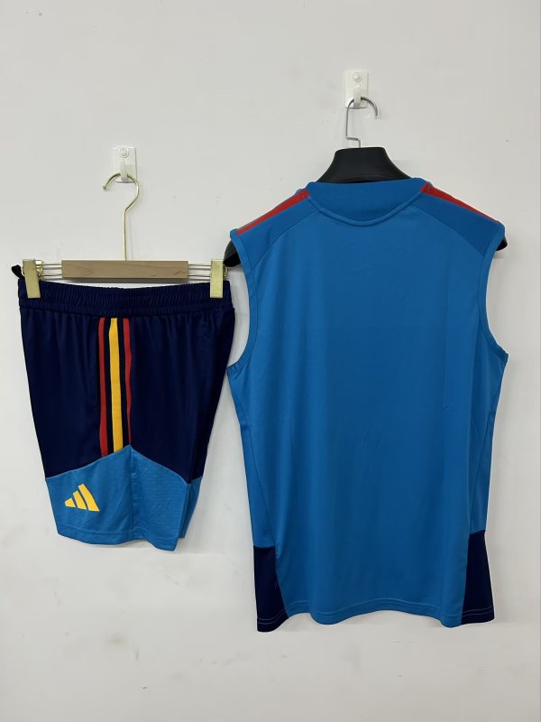 26-27 Spain Lake blue Tank top and shorts suit