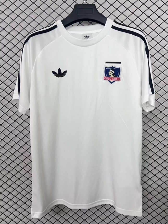 26-27 Colo-Colo White Training shirts