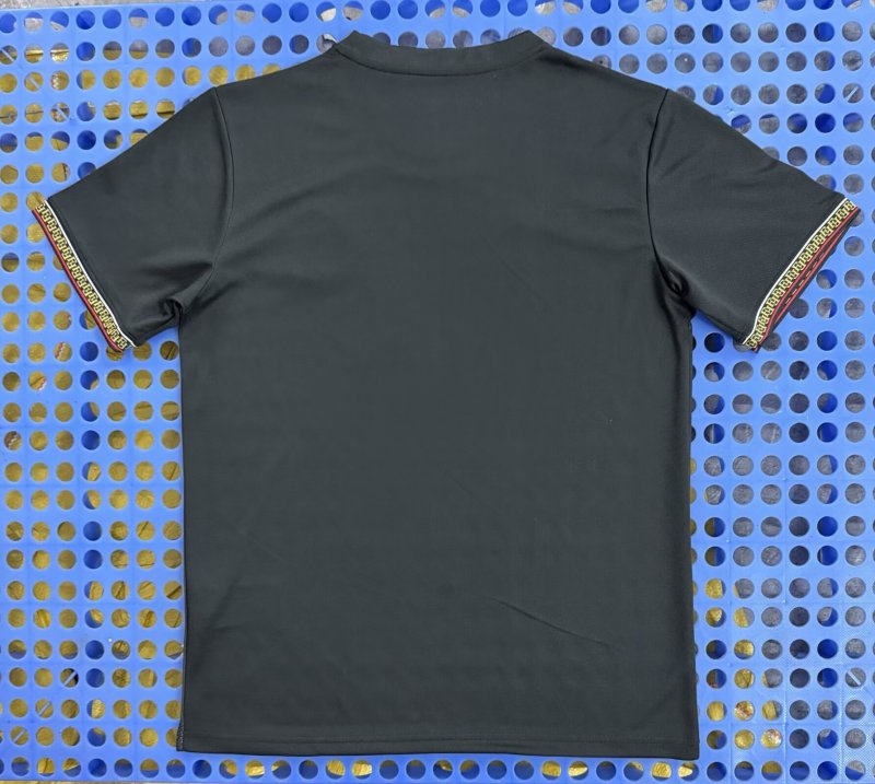 25-26 PSG Black Special Edition Training shirts (金标)
