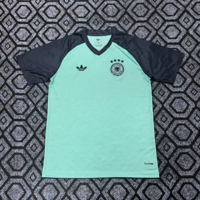 26-27 Germany Green Goalkeeper Fans Soccer Jersey