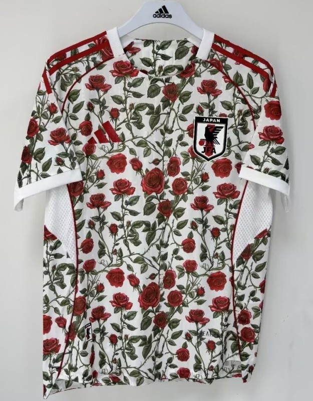 26-27 Japan Special Edition Player Version Soccer Jersey 球员(玫瑰)
