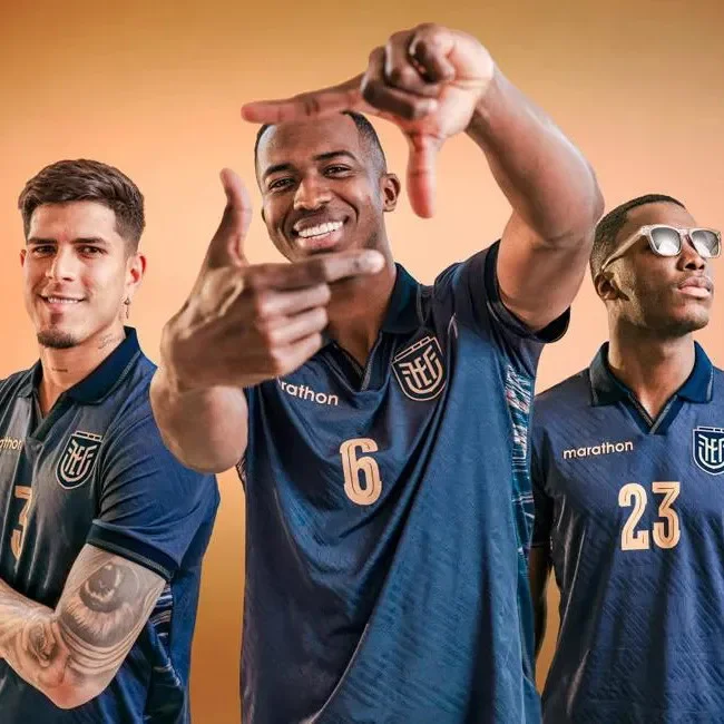 26-27 Ecuador Away Fans Soccer Jersey