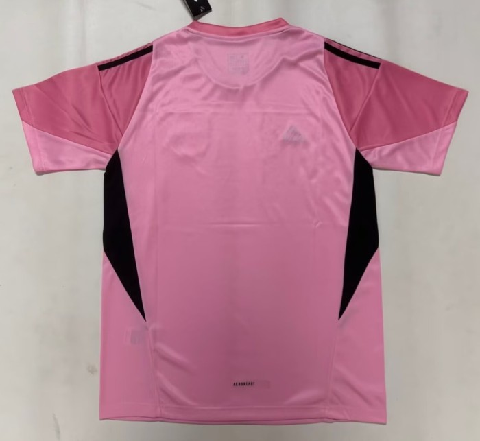 26-27 Spain Pink Goalkeeper Fans Soccer Jersey