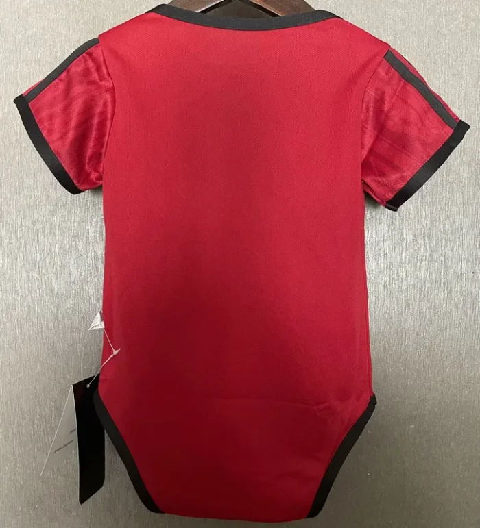 25-26 Man Utd Home Baby Infant Crawl Suit