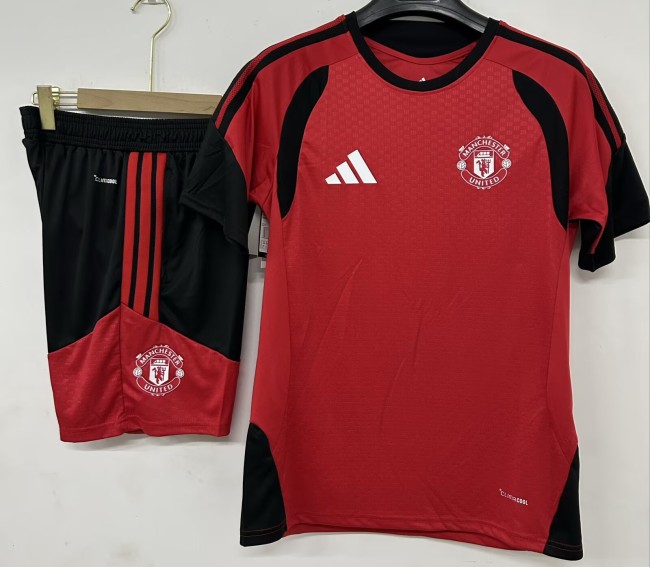 26-27 Man Utd Red  Training Short Suit