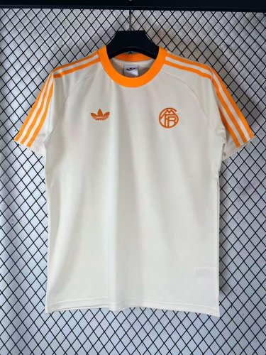 26-27 Bayern Beige Casual Edition Fans Training shirts