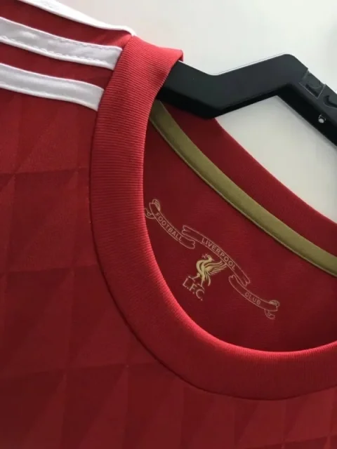 2010-12 Liverpool Retro Jersey Home