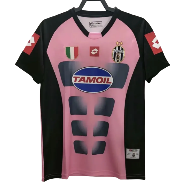 2002-03 Juventus Retro Jersey Goalkeeper Pink