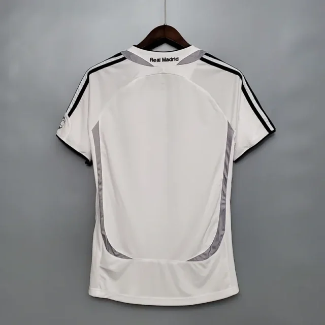 2006/07 Real Madrid Retro Jersey Home