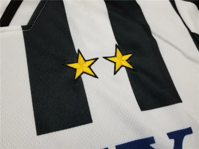 1996-97 Juventus Retro Jersey Home