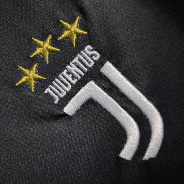 2019-20 Juventus Home Retro Soccer Jersey Ronaldo #7