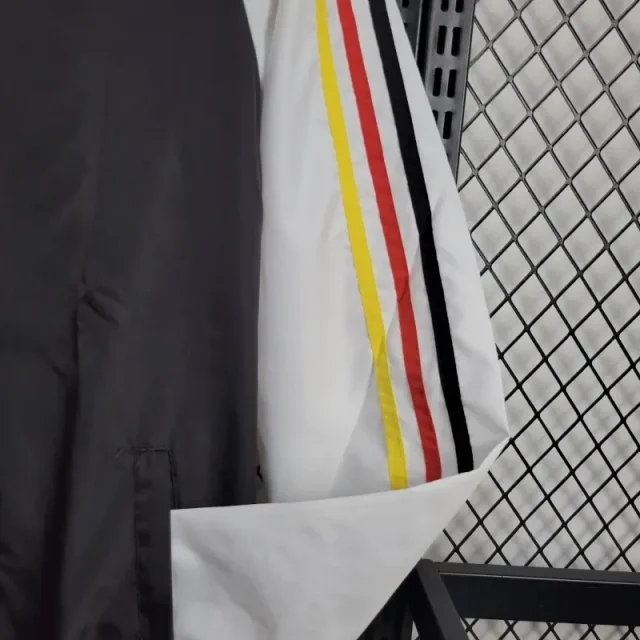 24-25 Real Madrid Windbreaker Football Shirt