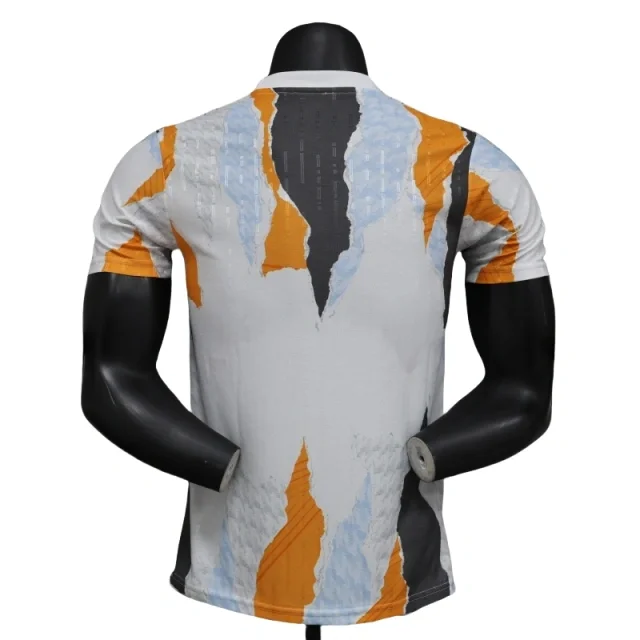 2024/25 Real Madrid player special edition football jersey