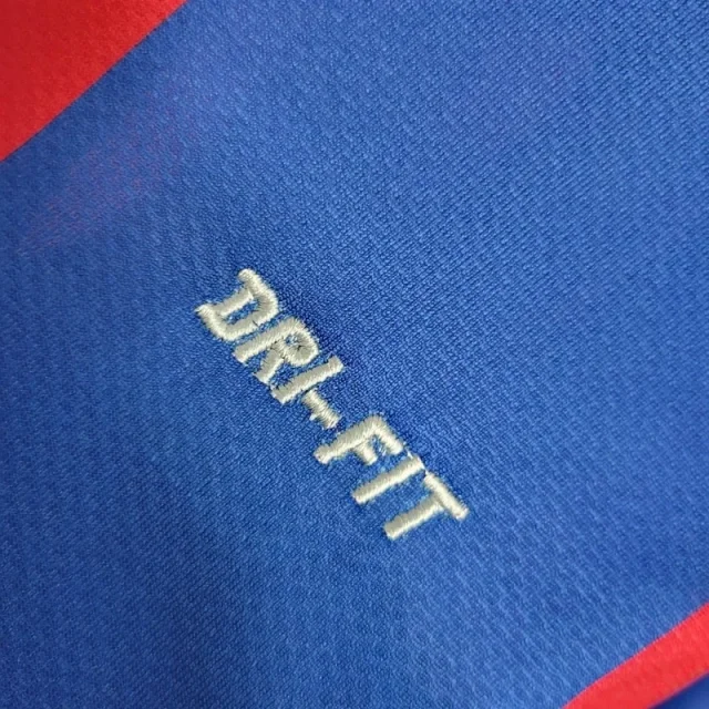 10-11 Retro Barcelona Messi Home Football Shirt