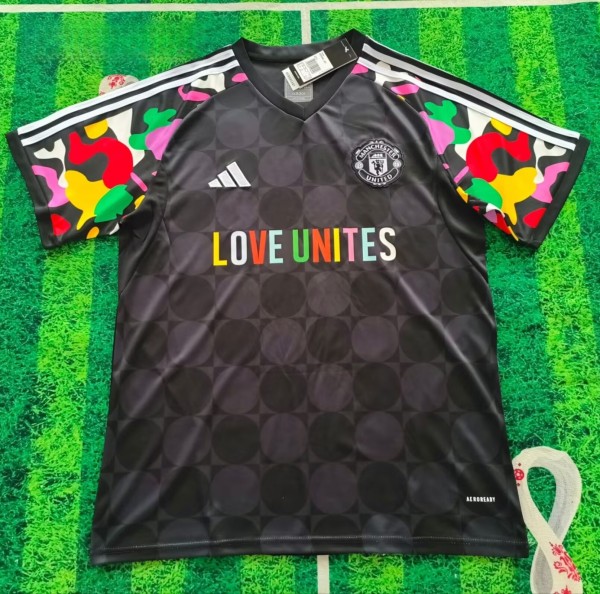 25-26 Man Utd Black Special Edition Training shirts
