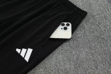 25-26 Man Utd High Quality Half Pull Tracksuit