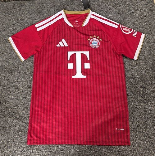 26-27 Bayern Home  Fans Soccer Jersey