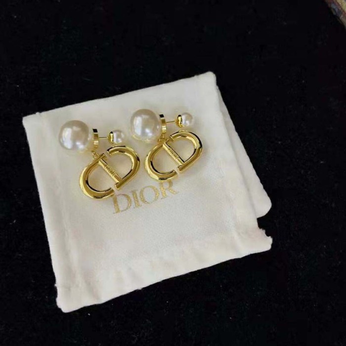 Dior Women Tribales Earrings Gold-Finish Metal and White Resin Pearls