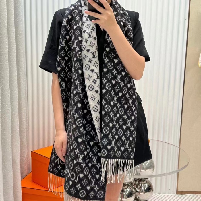 Louis Vuitton Unisex LV Game On Scarf Black Allover Monogram MP2907