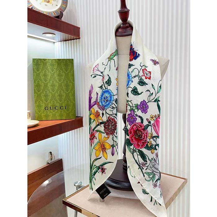 Gucci Women GG Flora Print Silk Carré Multicolor White Twill