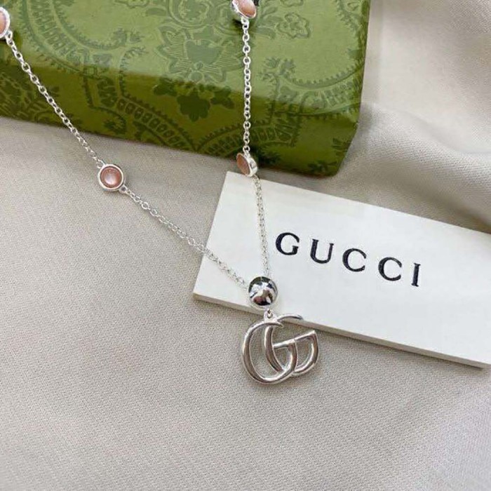 Gucci Women Double G Mother of Pearl Necklace