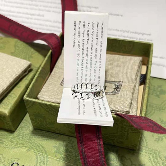 Gucci Women Interlocking G Enamel Ring-Green