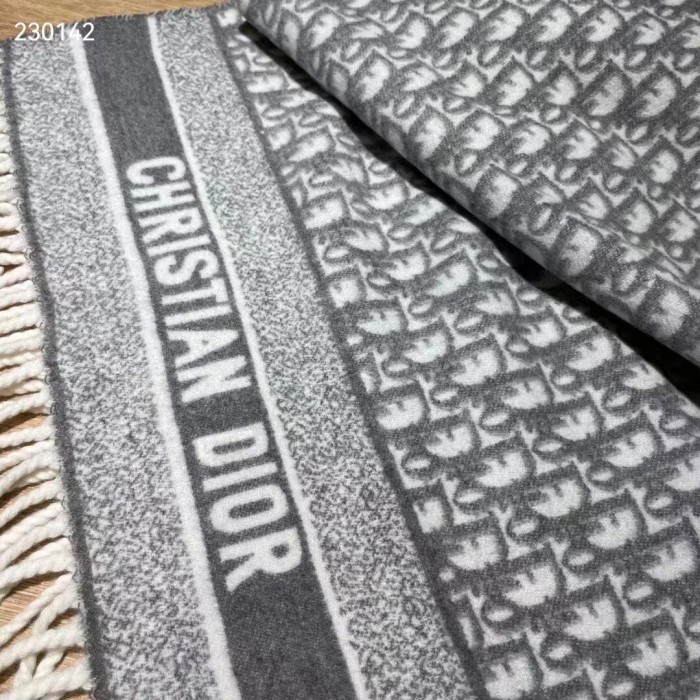 Dior Unisex CD Dior Oblique Scarf Gray Cashmere Double-Sided Fringed Ends