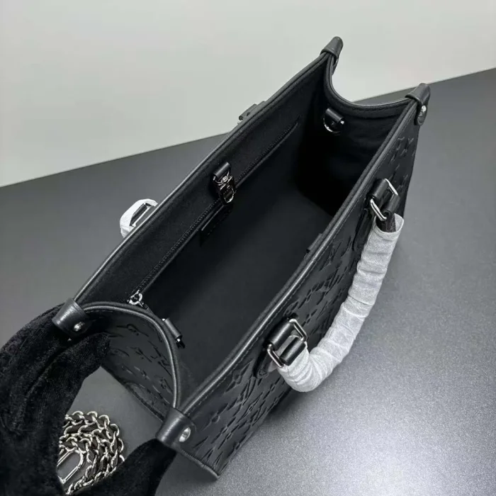 Louis Vuitton LV Women Onthego PM Other Leathers M14576