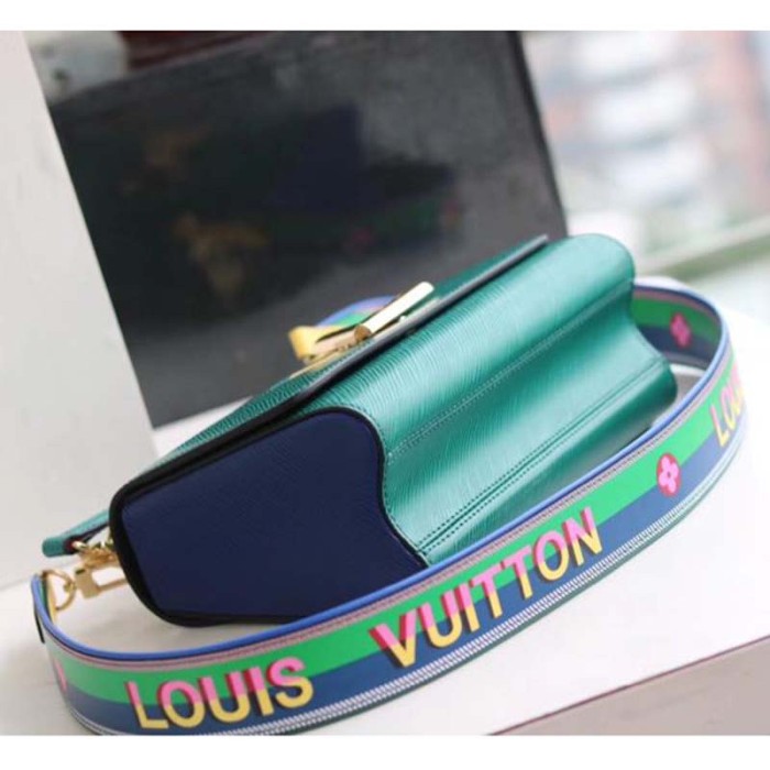 Louis Vuitton LV Women Twist MM in Epi Grained Cowhide Leather-Green