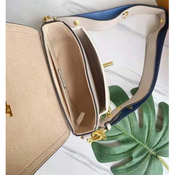 Louis Vuitton LV Women Lockme Tender Rosewater Greige Grained Calf Leather