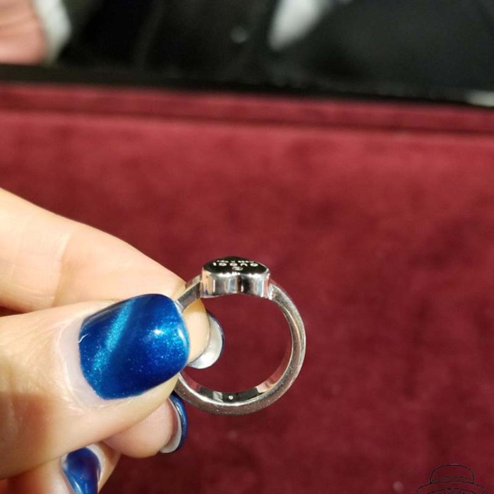 Gucci Women Heart Ring with Gucci Trademark Jewelry Sliver
