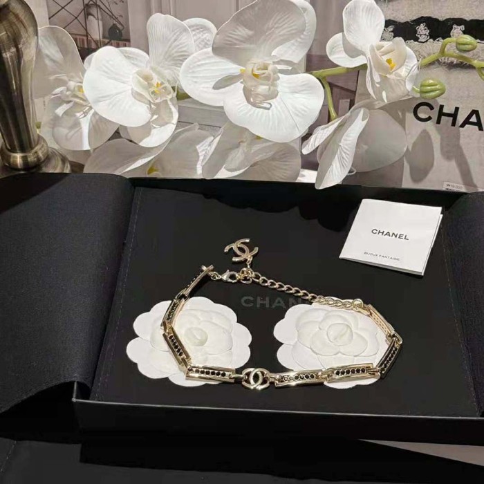 Chanel Women Choker in Metal and Strass