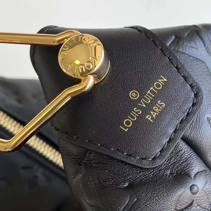 Louis Vuitton LV Women Coussin Hobo MM-Black M12068