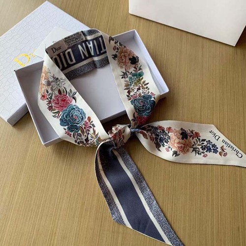 Dior Women CD Jardin D'Hiver Mitzah Scarf White Multicolor Silk Twill