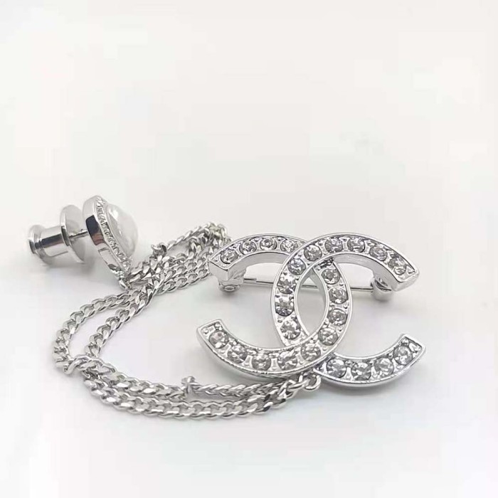 Chanel Women Brooch in Metal and Strass