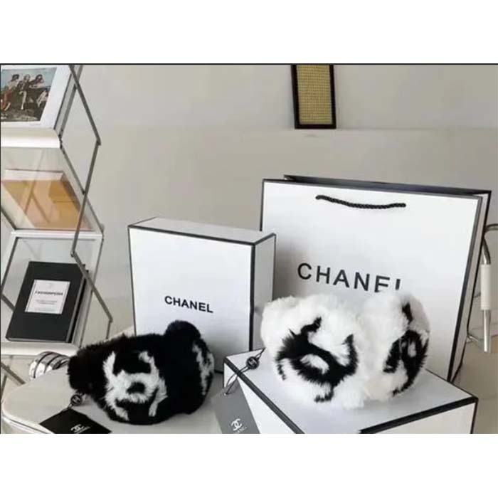 Chanel CC Women Earmuffs Ear Protectors White Black Wool Winter Sports