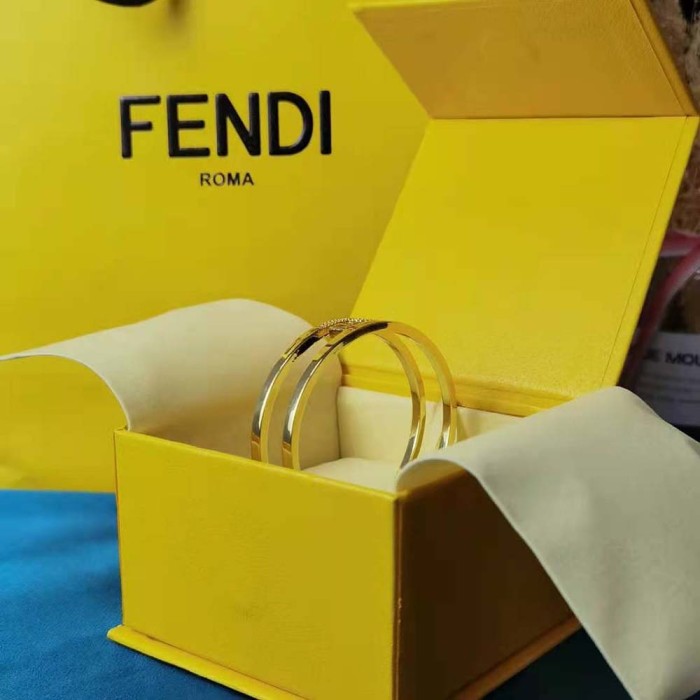 Fendi Women O’lock Bracelet with Gold-Colored Bracelet