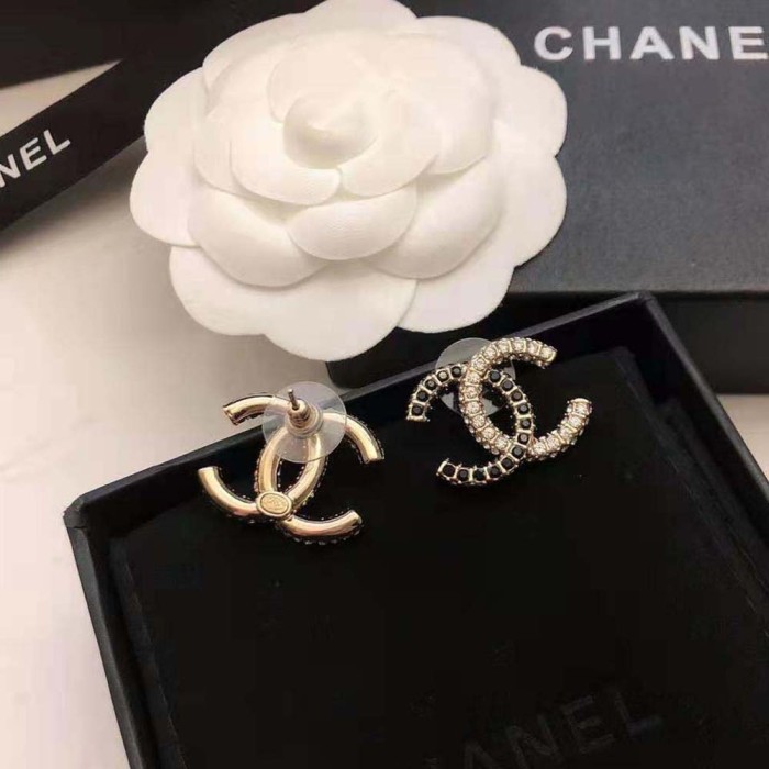 Chanel Women Stud Earrings in Metal and Strass