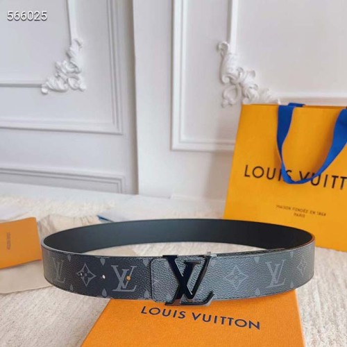 Louis Vuitton Unisex LV Initiales 40 MM Reversible Belt Monogram Canvas Calf Leather M9043U