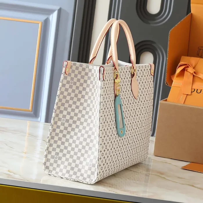 Louis Vuitton LV Women Onthego PM H27 M15138