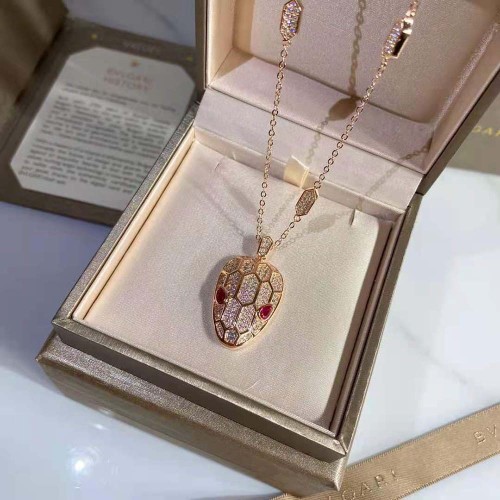 Bvlgari Women Serpenti Necklace in 18 KT Rose Gold