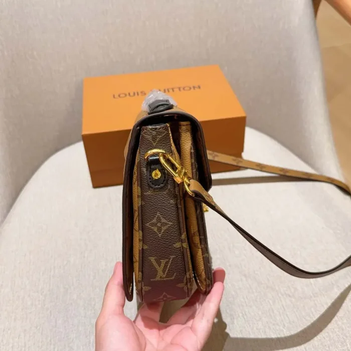 Louis Vuitton LV Women Pochette Metis Monogram Reverse Canvas M44876